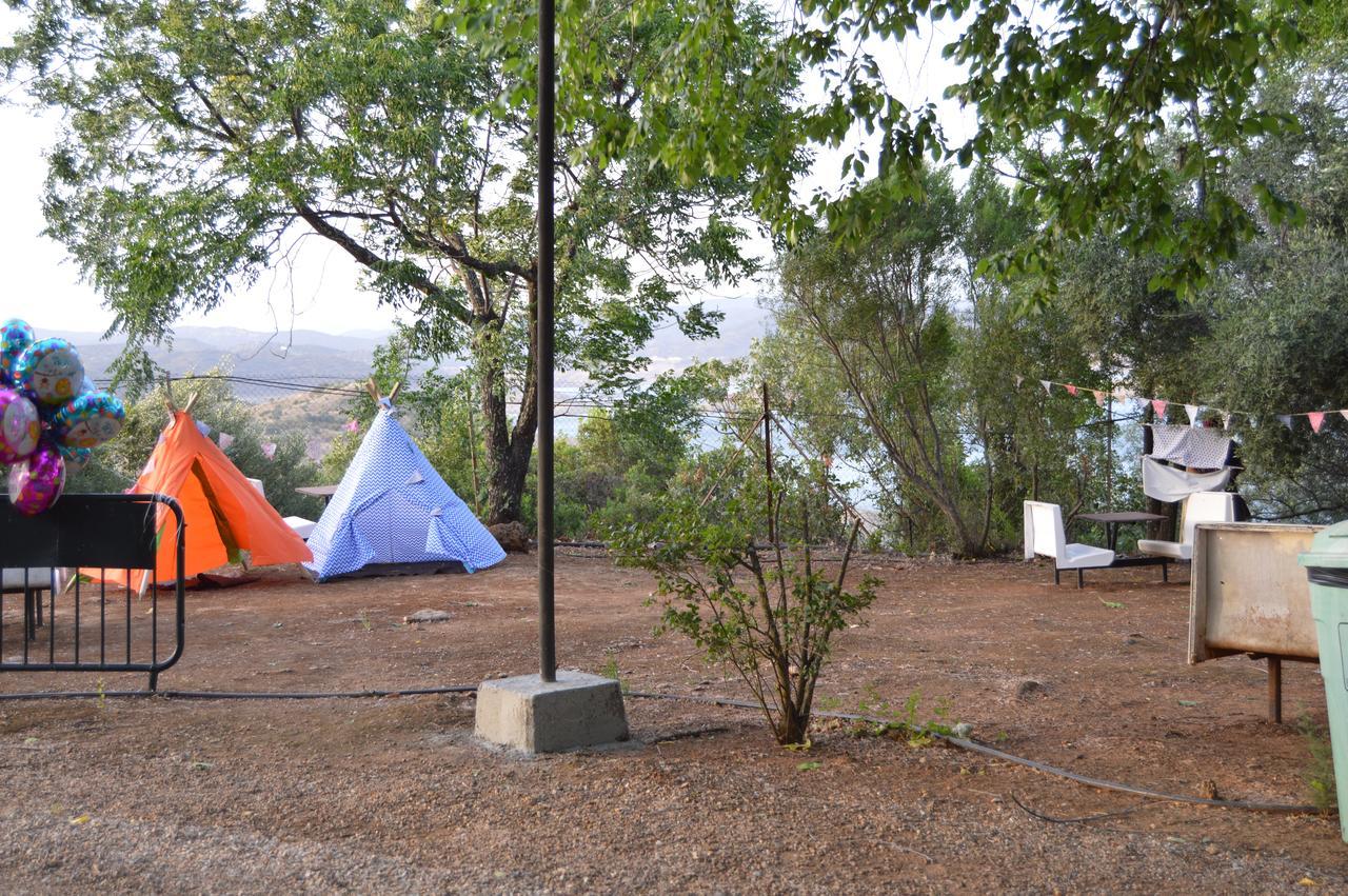 Camping La Brena Hotel Almodóvar del Río Kültér fotó